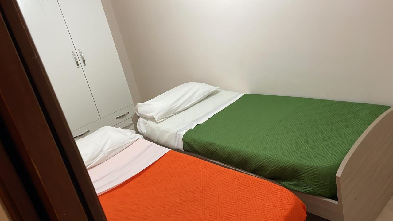 Casa Emilia Apartment Napoli Bagian luar foto