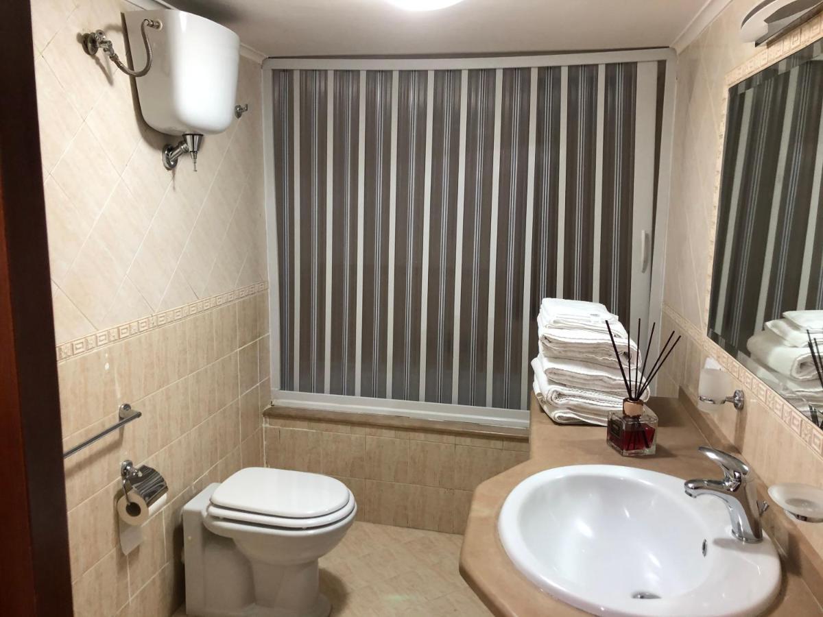 Casa Emilia Apartment Napoli Bagian luar foto